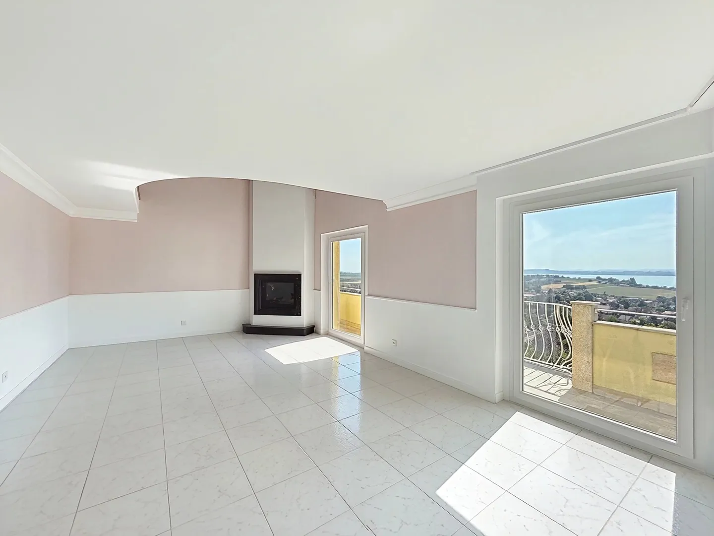 A Jewel of Nature with Panoramic Views of the Lake and the Alps - Photo 15 of 19