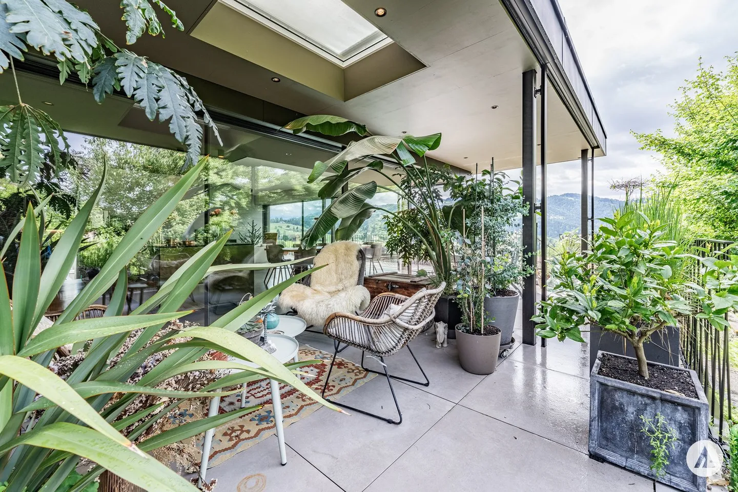 Living in high quality and style - Photo 8 of 13
