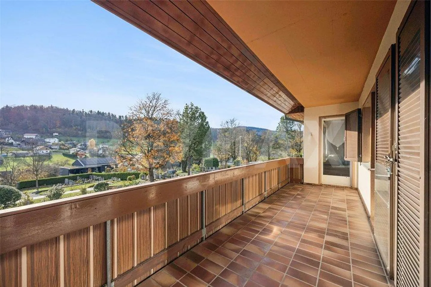 Geräumiges älteres 6½-Zimmer-Haus in ländlicher Umgebung - Foto 10 von 13