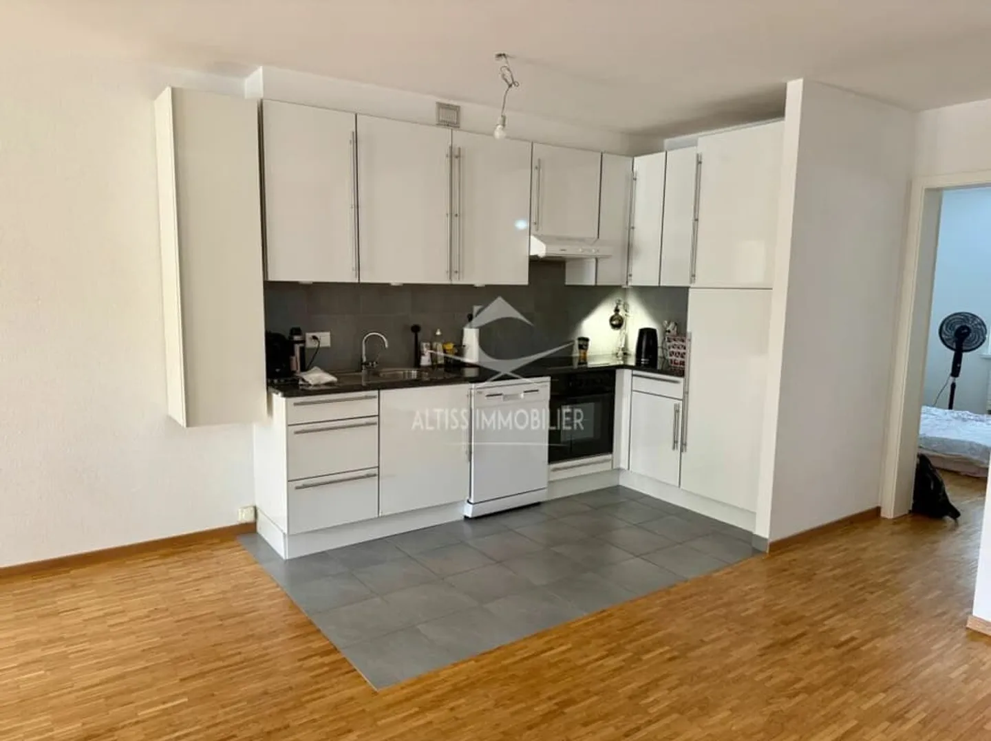 Schöne Wohnung in der Nähe des Bahnhofs - Foto 1 von 12