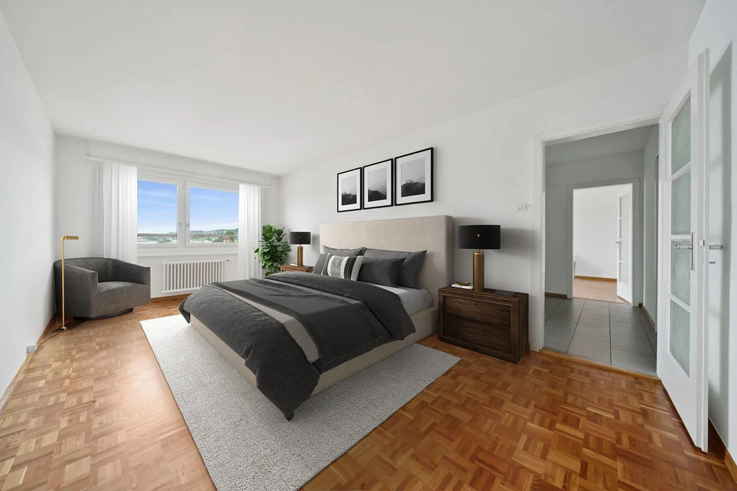 2.5 rooms with balcony, close to the center and the train station - Photo 8 of 11