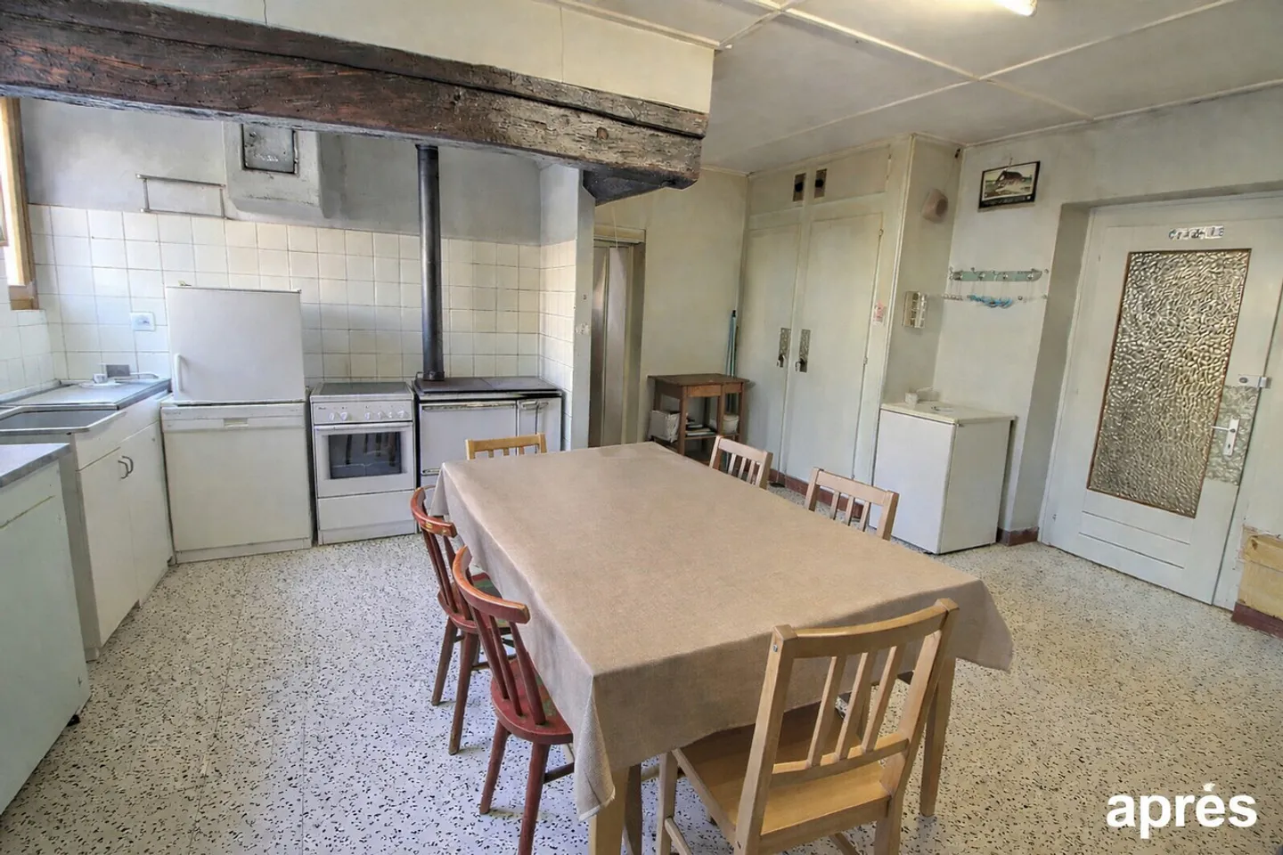 GRANDE POTENZIALE per questo magnifico casale da ristrutturare in rendita vitalizia semi-occupata senza rendita - Foto 11 di 21