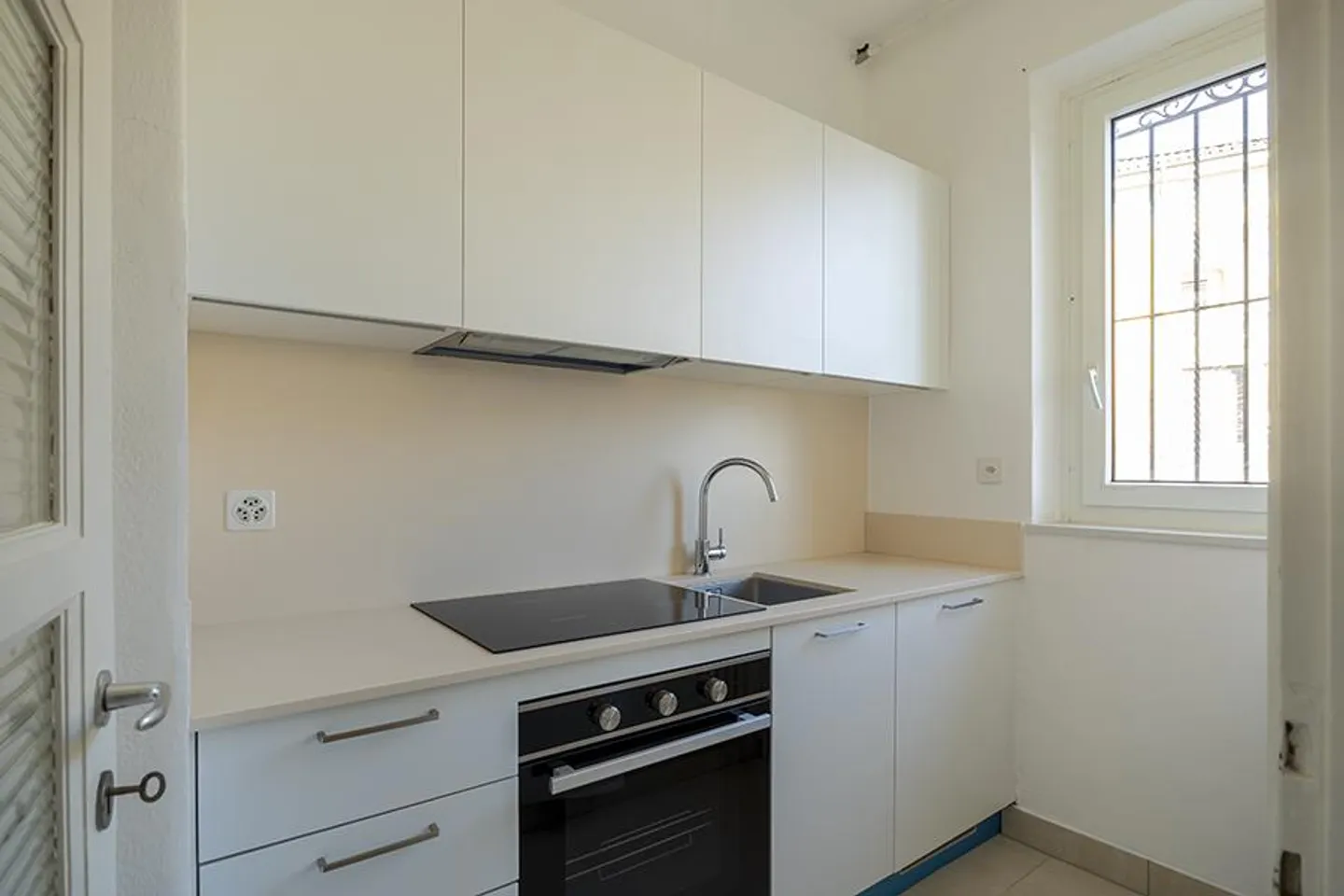 CENTRALE 3 LOCALI A MASSAGNO - Foto 3 von 10