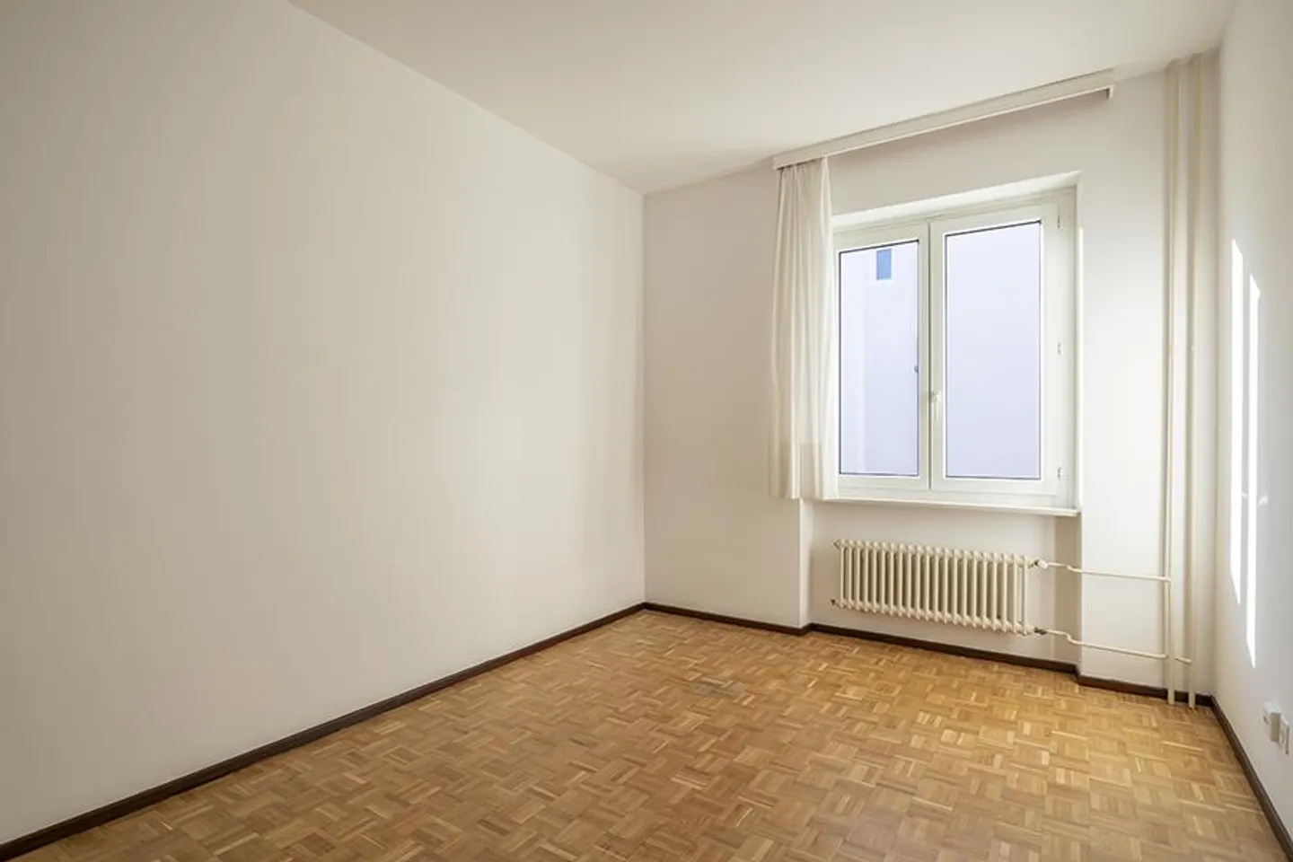 CENTRALE 3 LOCALI A MASSAGNO - Foto 8 von 10