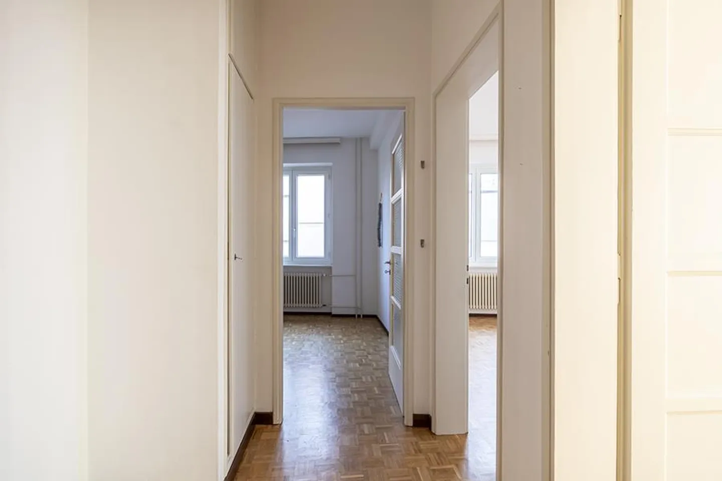 CENTRALE 3 LOCALI A MASSAGNO - Foto 9 von 10