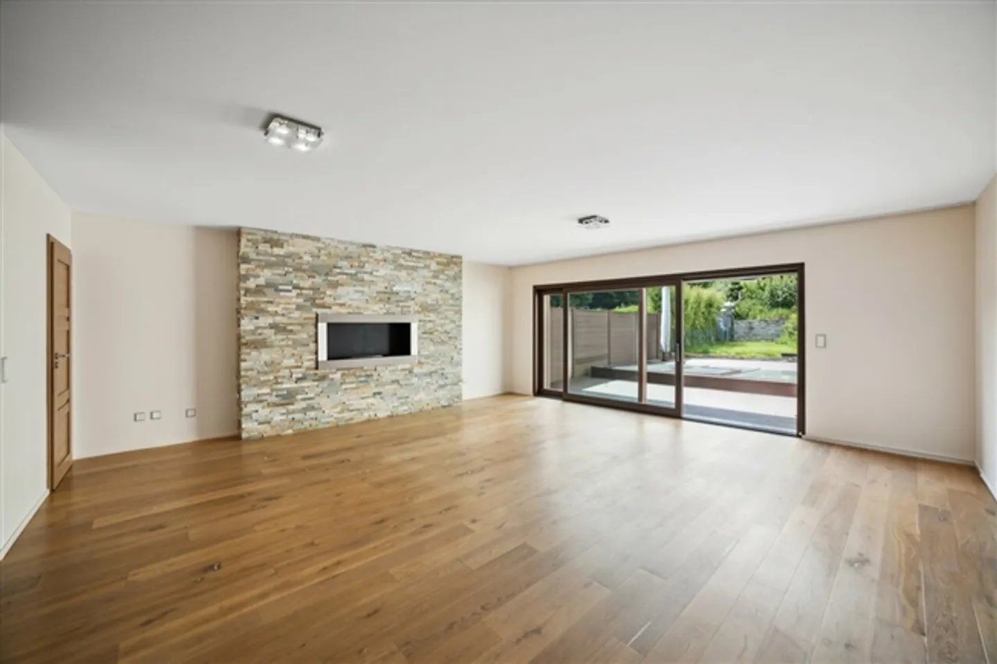 «Dorfhaus im Herzen der Natur» - Foto 2 von 15