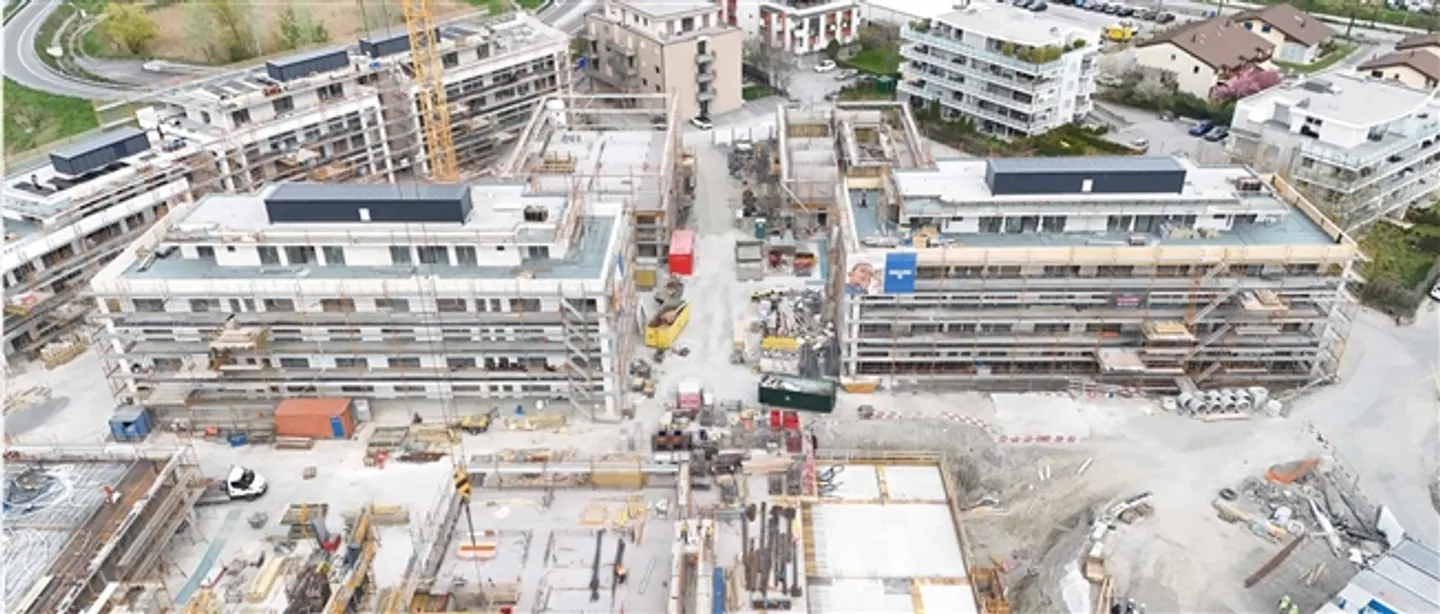 Los H-102 - Appartement 2,5 pièces au 1er étage - Photo 1 sur 7