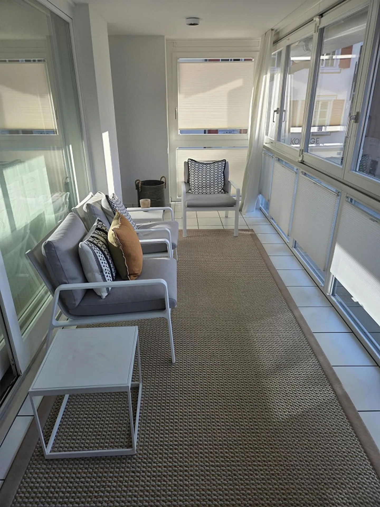 Spacious 5.5 Room Apartment in the Heart of Stans - Photo 4 of 8