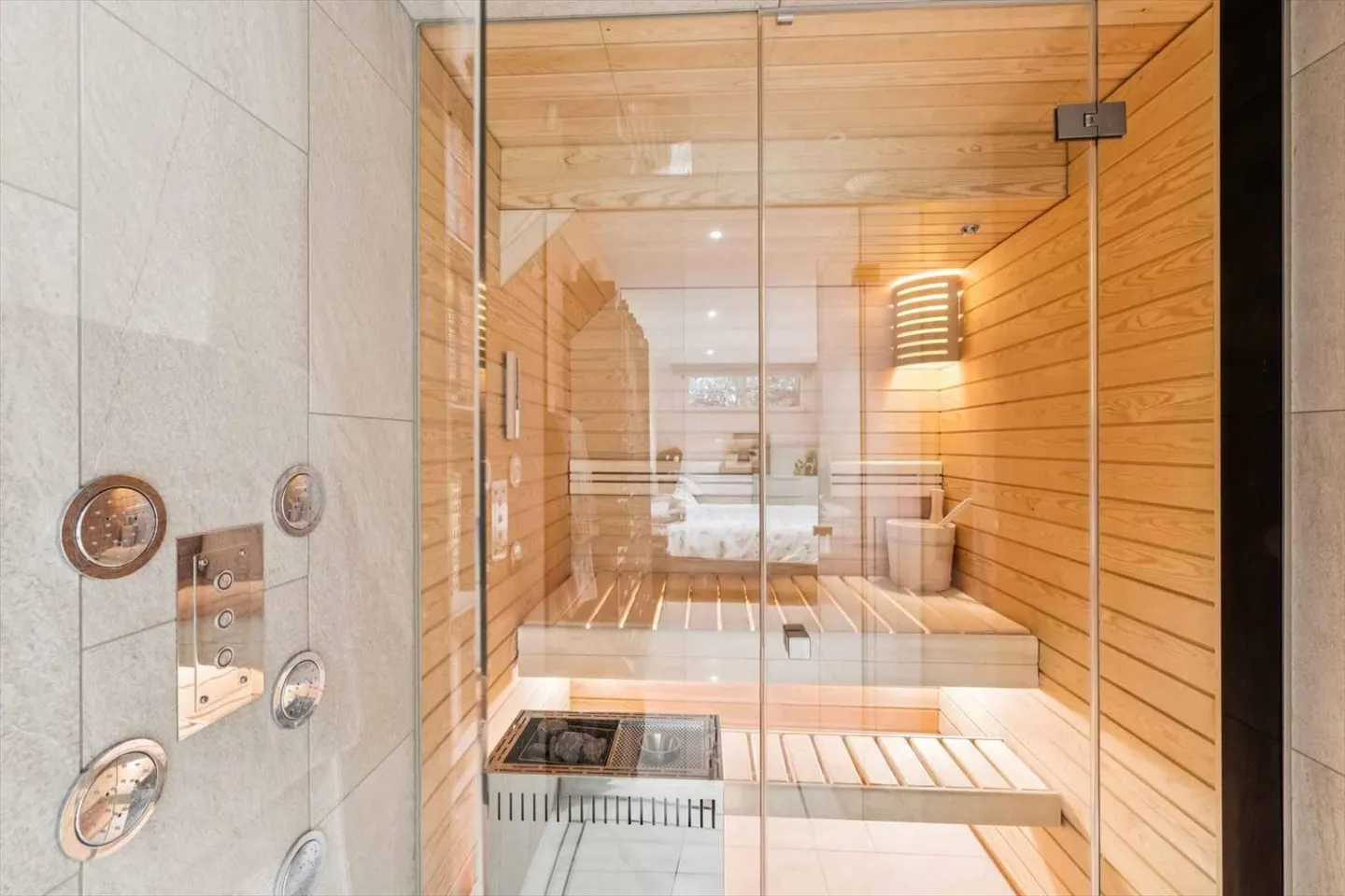 Exclusif ! Magnifique appartement 5 pièces dans une tranquillité absolue - Photo 10 sur 13