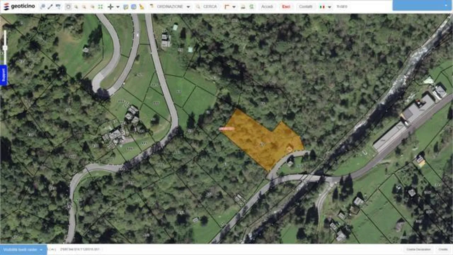 Rustico di 2 piani da ristrutturare nella natura con grande area boschiva - Foto 19 di 30