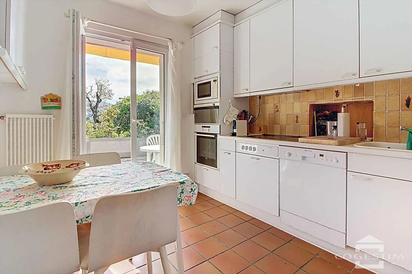 Casa contigua 7 stanze - Foto 5 di 13