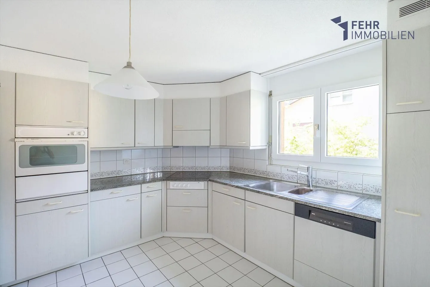Fehr Immobiliare - Appartamento 4½ locali centrale e ben posizionato - Foto 5 di 13