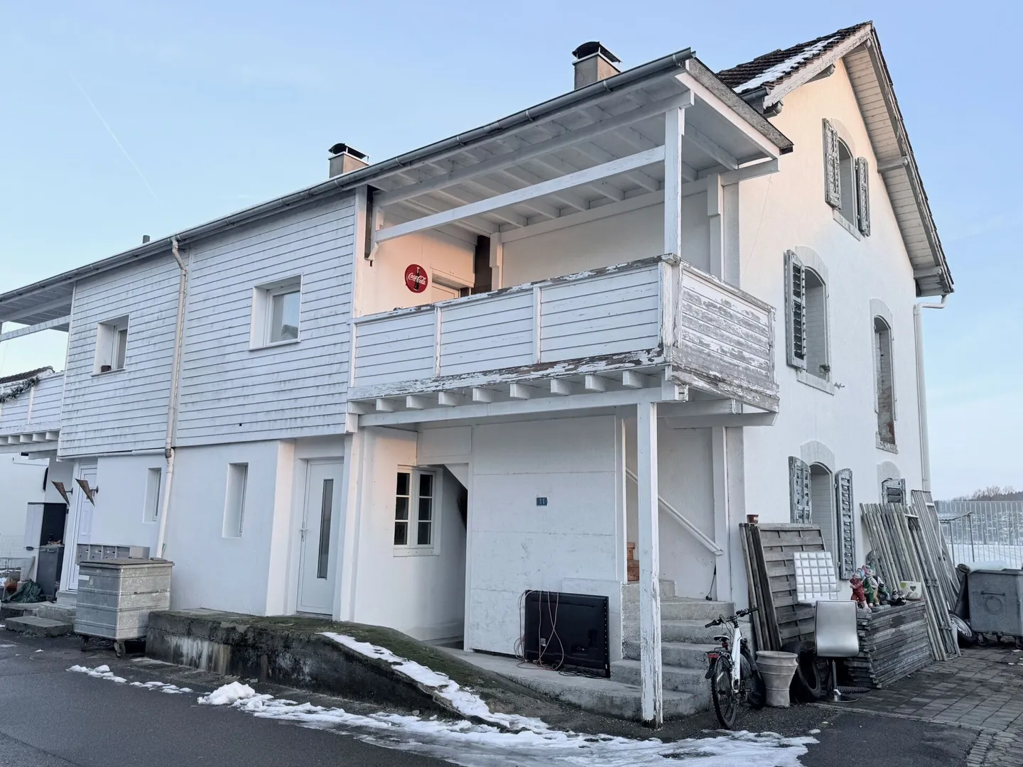 Renoviertes Mehrfamilienhaus - Foto 1 von 15