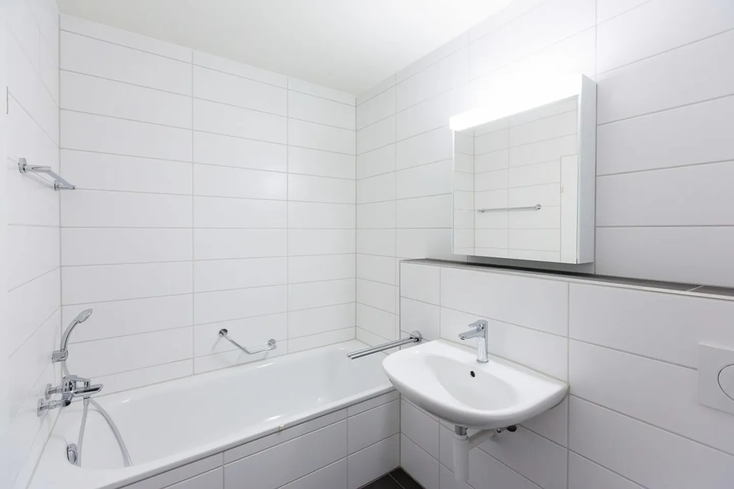 Modern 2.5-Room Apartment - Photo 6 of 10