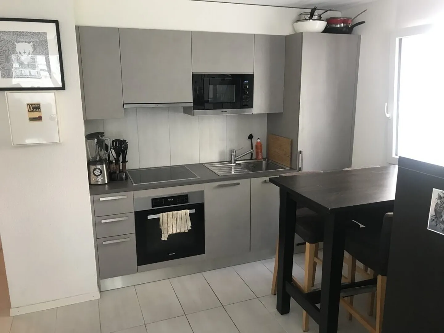 Wunderschöne 1,5 Zimmer neu in der Nähe des Zentrums von Lausanne - Foto 1 von 6