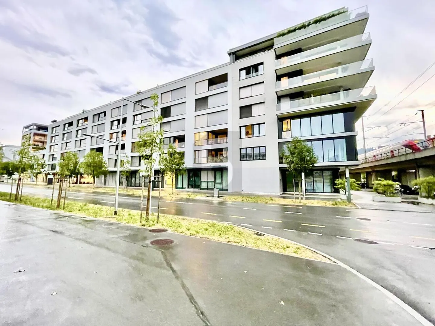 Helles Büro in zentraler Lage - Foto 5 von 6