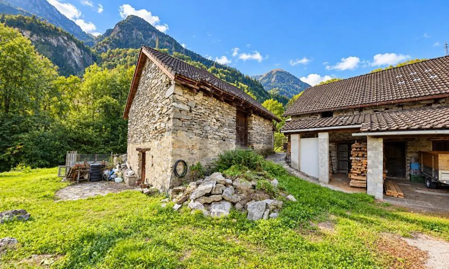 Charmantes Renovierungsprojekt Haus - Foto 4 von 5