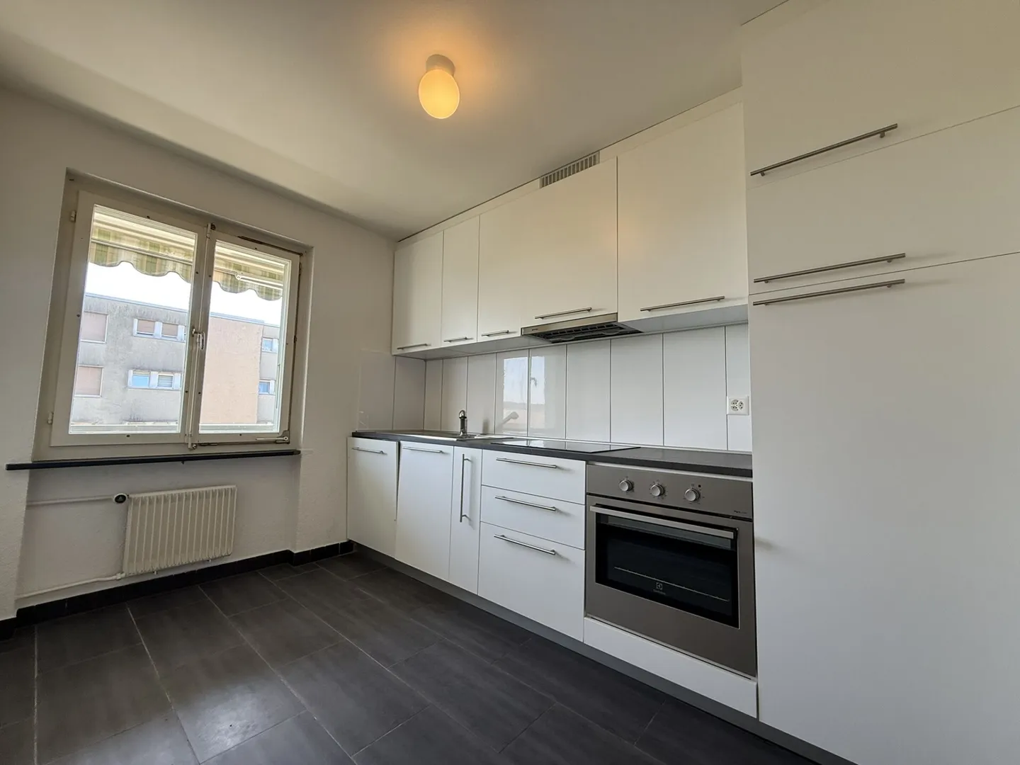 Attractive Move-In Promotion - 1 Net Rent Free - Photo 2 of 7