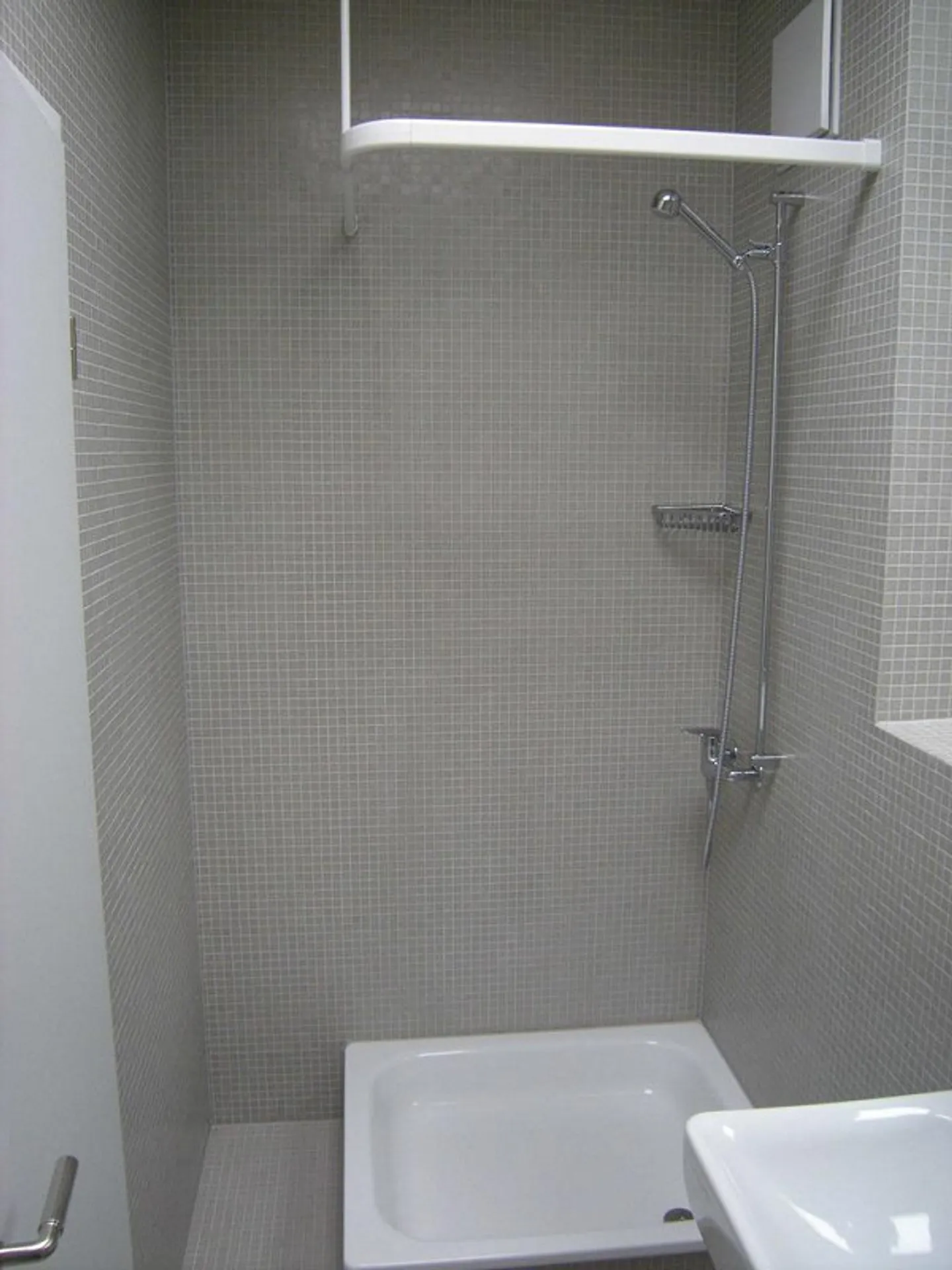 Moderno, tranquillo appartamento 3 1/2 locali con area giardino (loggia) - Foto 5 di 6