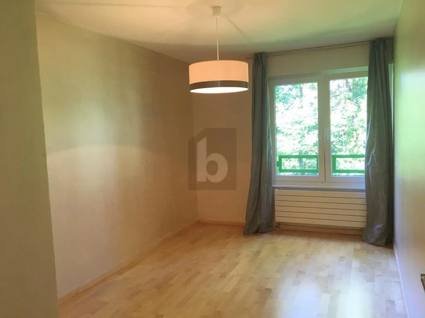 IDEALER RUHEPOL MIT KINDERN - Foto 4 von 6