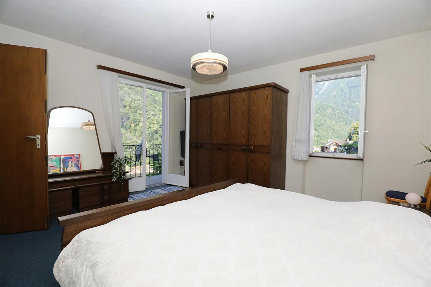 Holiday home/Rustic in the village center of Vogorno with beautiful views of the reservoir - Photo 10 of 18
