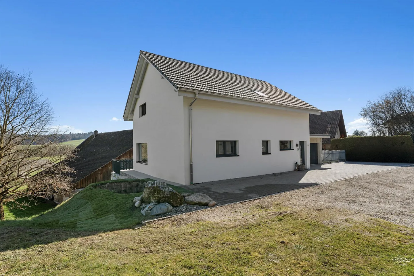 Your new home in Bannwil – nearly new 5½-room single-family house - Photo 1 of 22