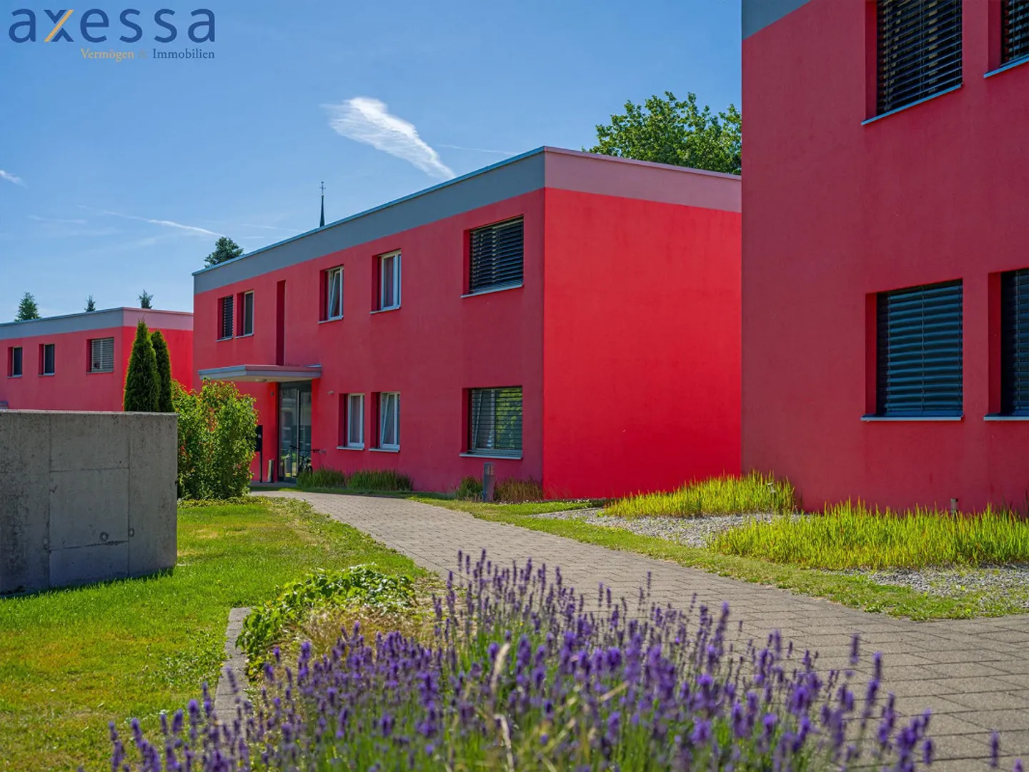 Sunny 3.5 Room Apartment on the Upper Floor with South Balcony in Fischbach-Göslikon - Photo 4 of 13