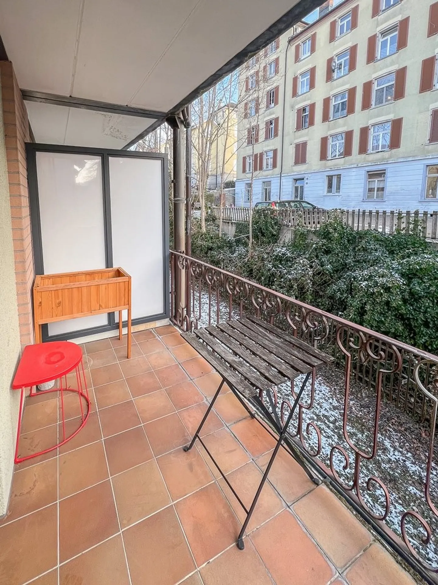 Appartamento 2 camere affascinante in una posizione tranquilla e soleggiata - Foto 6 di 7