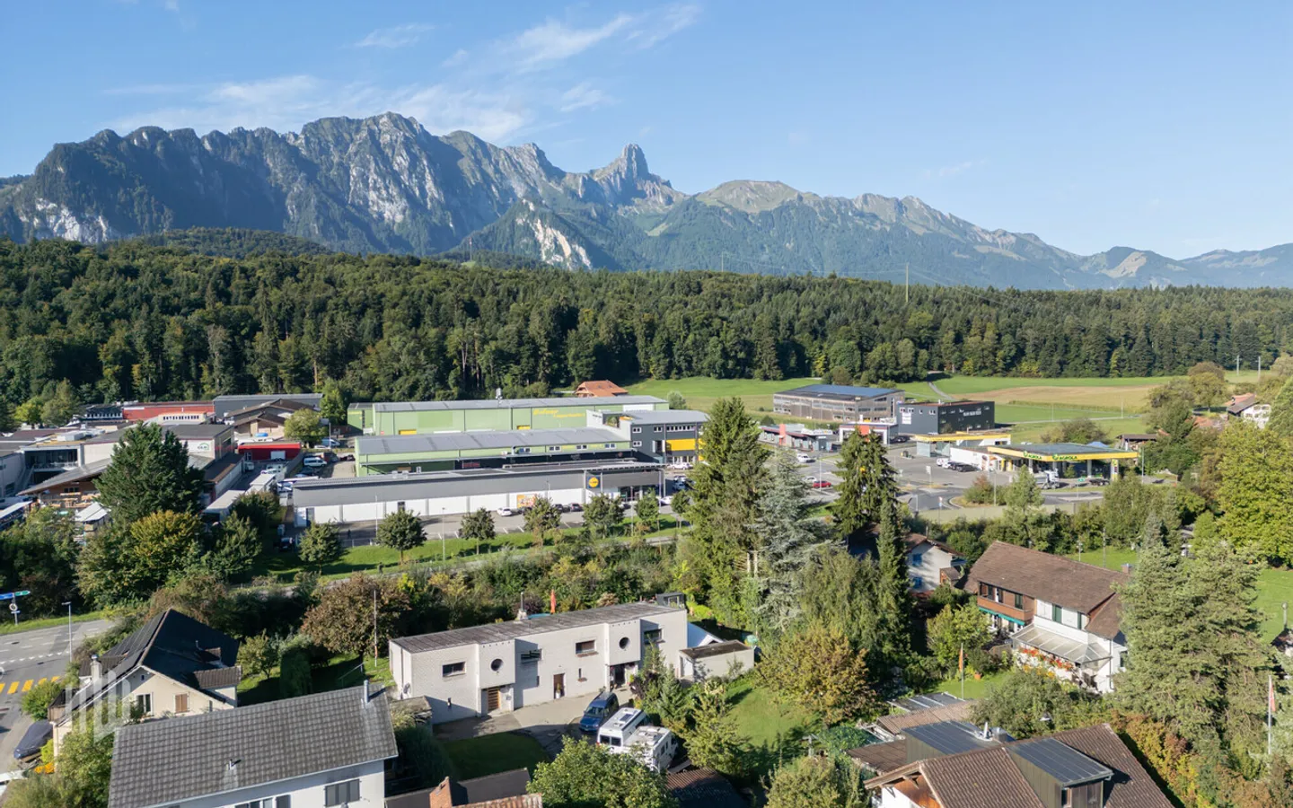 ImmoWyss - Maison architecturale passionnante à réaménager - Photo 10 sur 11