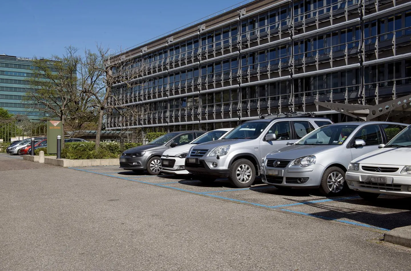 Place de Parking Intérieure à Petit-Saconnex - Photo 5 sur 7