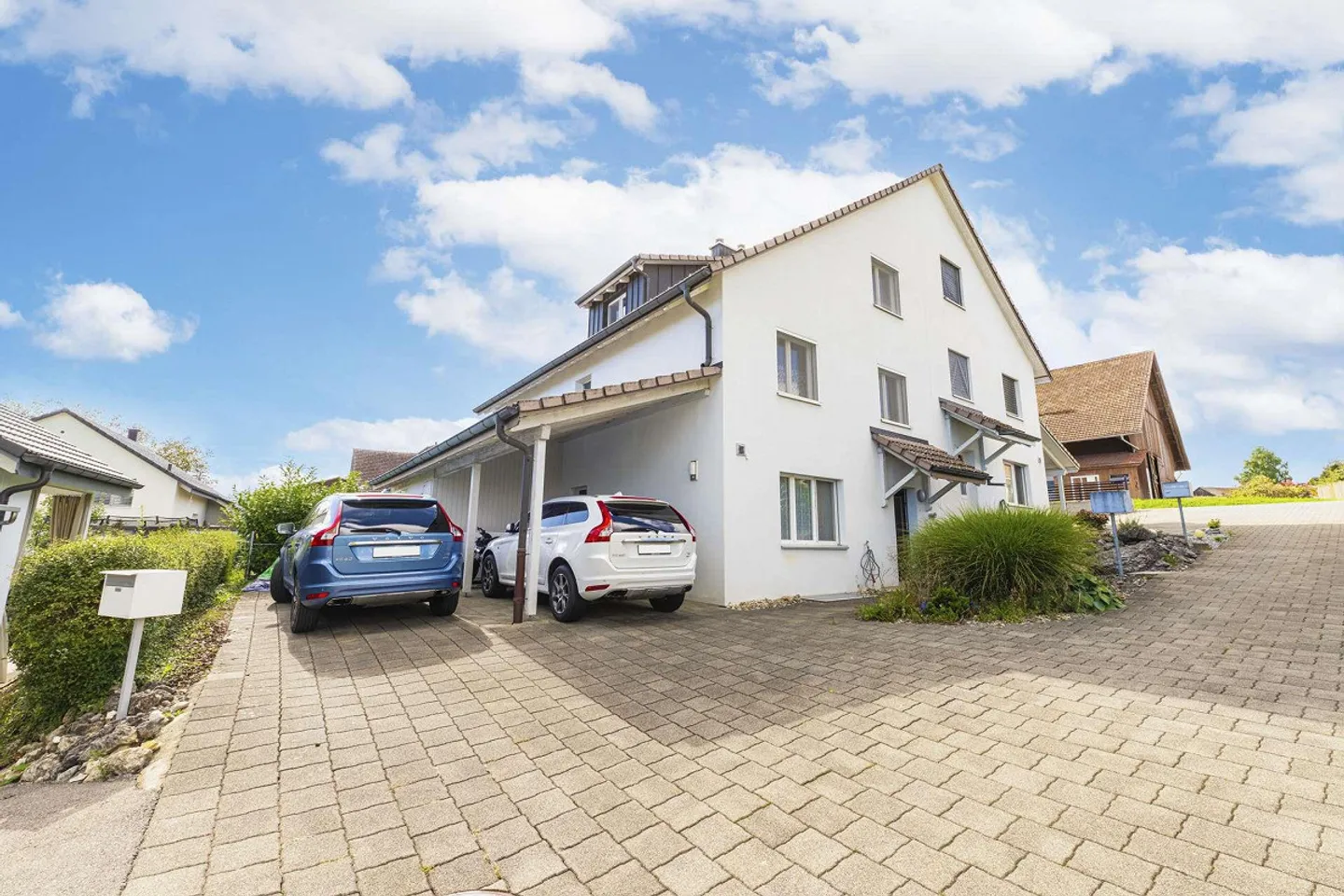 Grande casa bifamiliare con giardino - perfettamente situata nel cuore di Büttenhardt - Foto 15 di 15