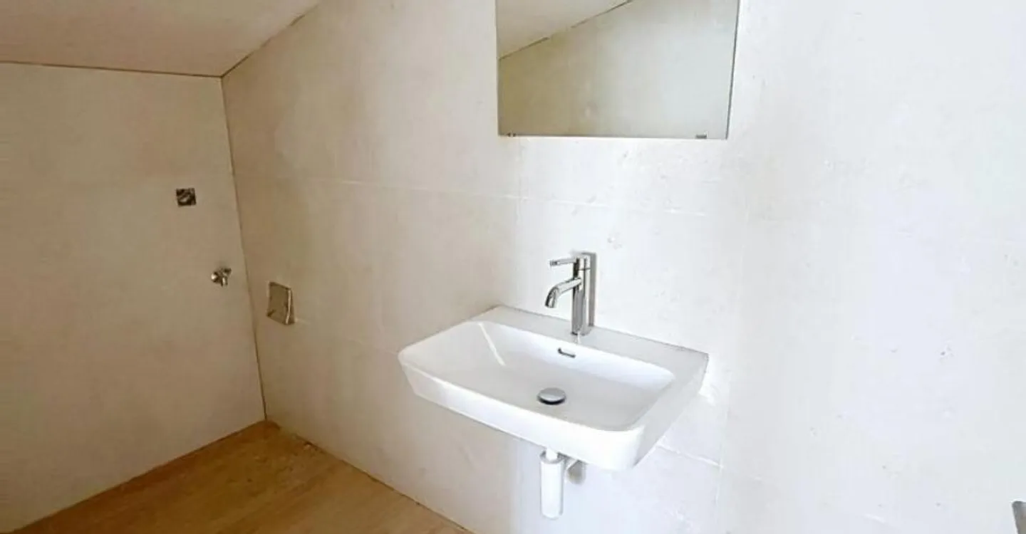 Village House - Photo 3 of 11