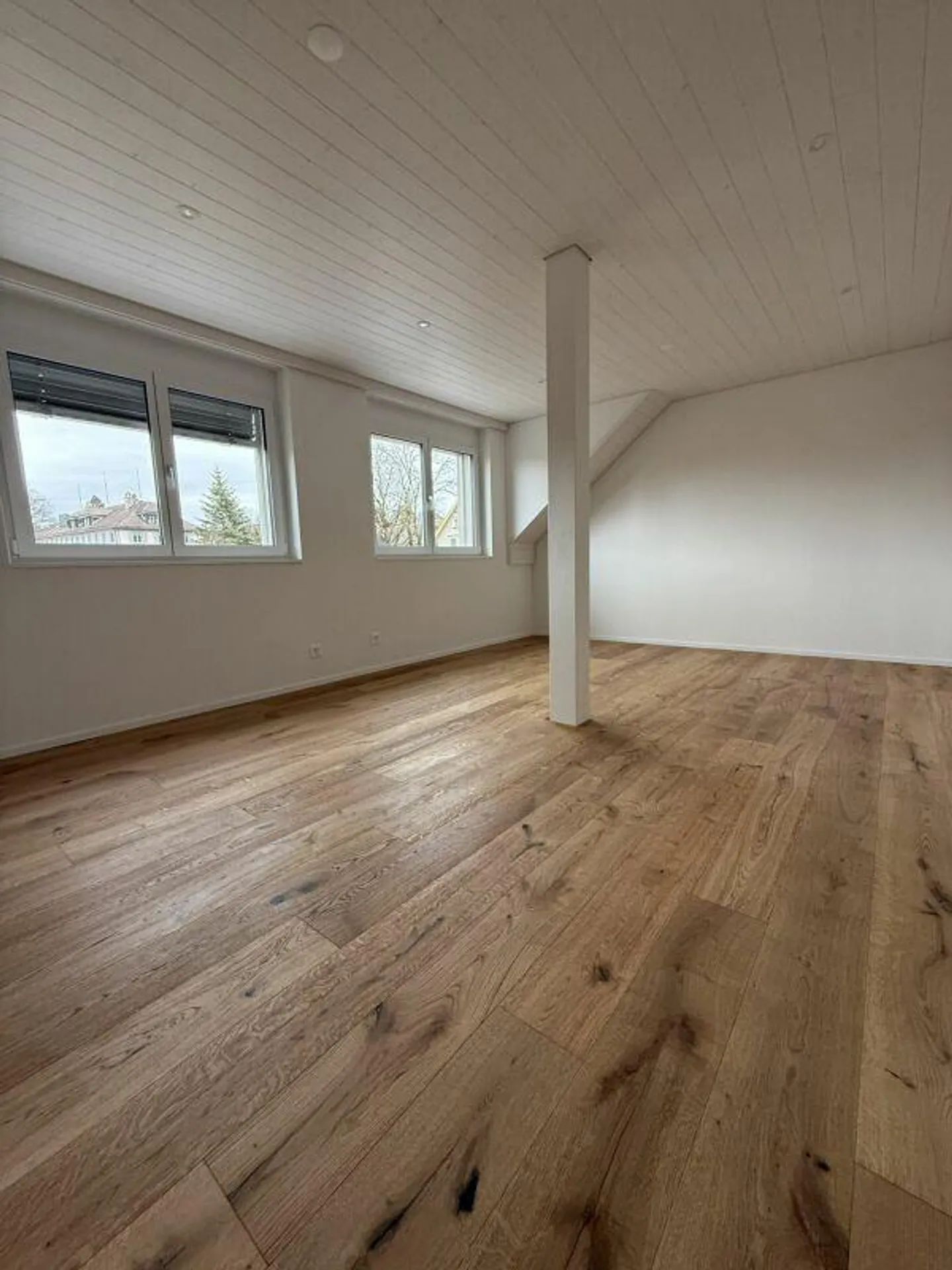 Moderno appartamento duplex di 3,5 locali a Ganterschwil con bella vista - Foto 11 di 14