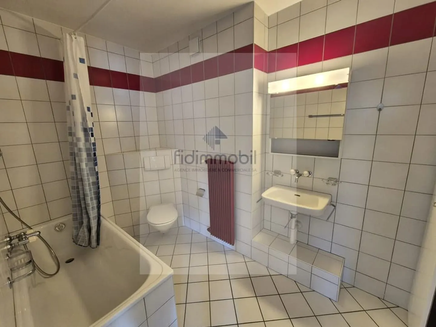 Prächtige 2-Zimmer-Wohnung zur Miete in La Chaux-de-Fonds - Foto 2 von 8