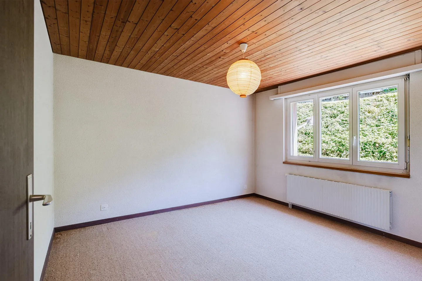 Charming 7.5-Room Single-Family Home in Ebikon: Quiet Hillside Location – Large Garden - Photo 11 of 12