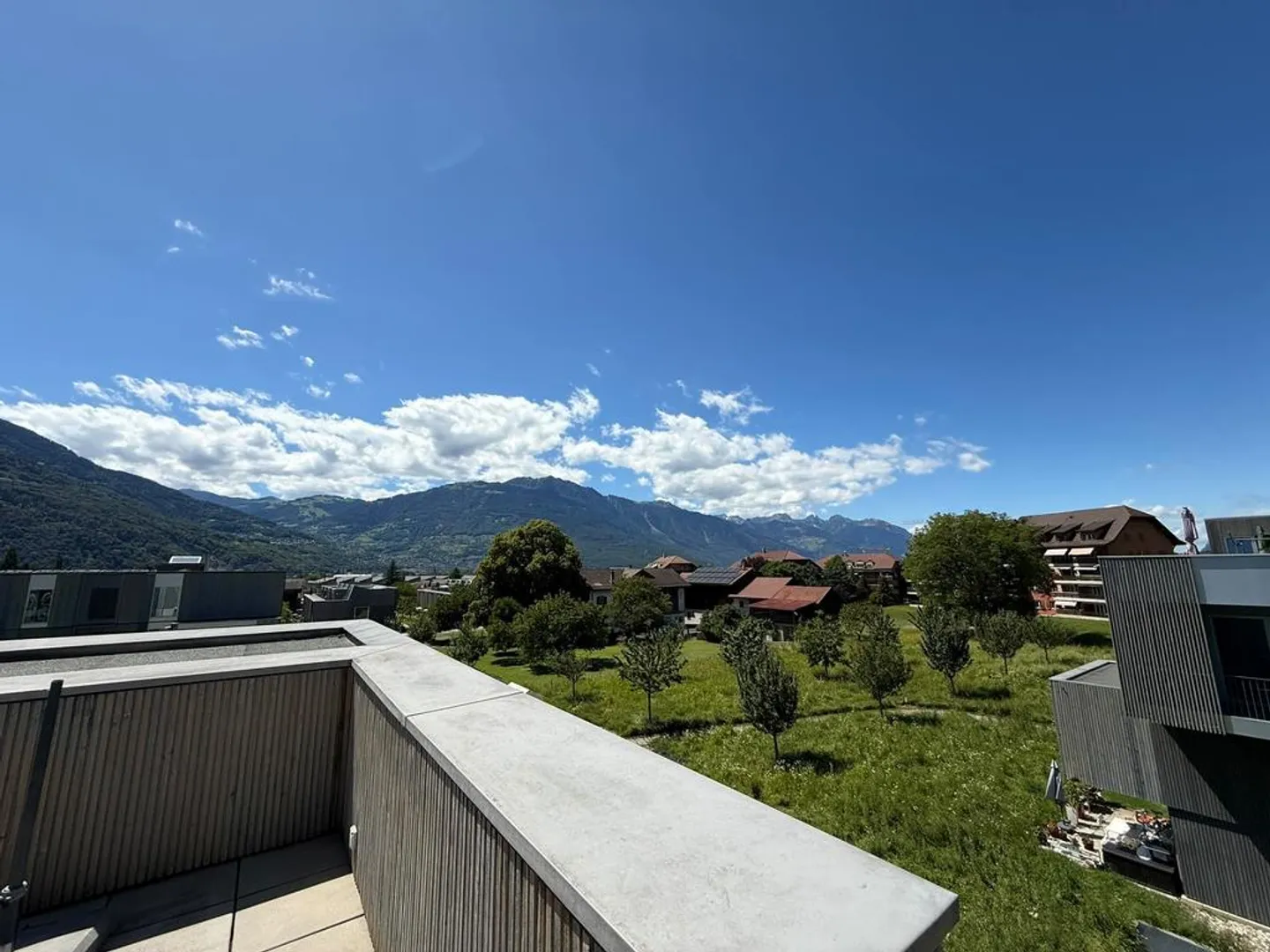 Magnifique Attique avec Grande Terrasse - Photo 2 sur 10