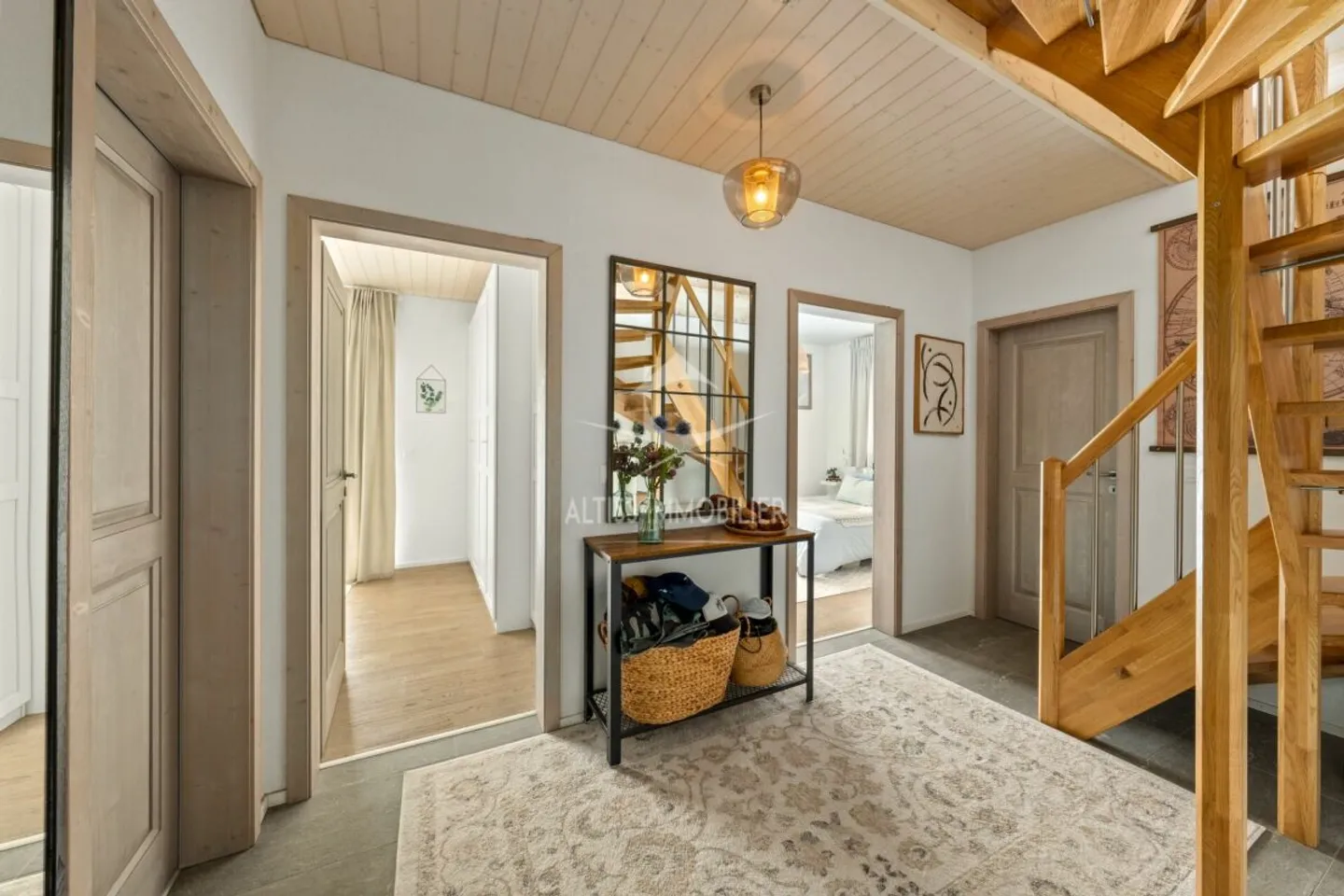 New Chalet - Photo 12 of 16