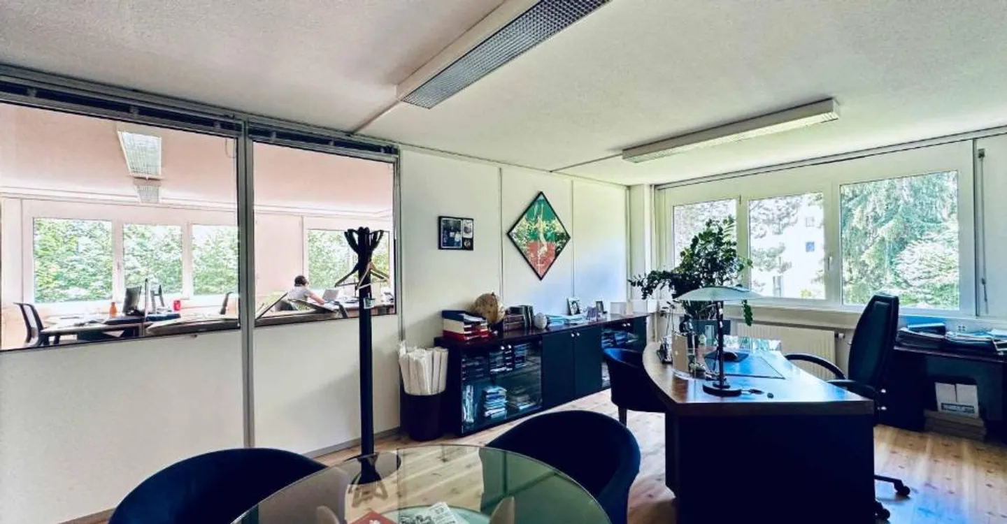 Uffici, locali divisibili di 370 m2 in affitto a Losanna - Foto 1 di 4