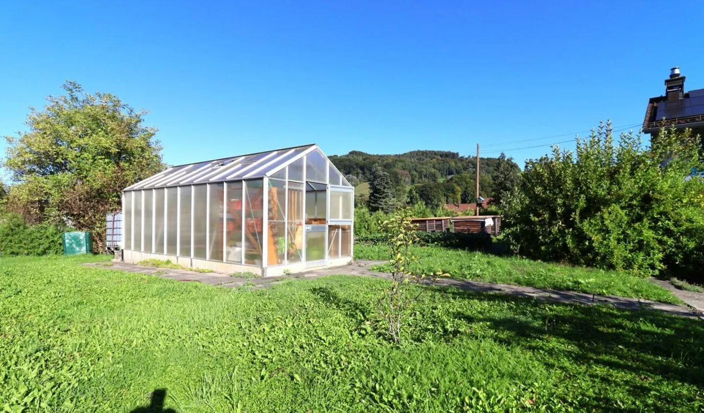 Spazio per la famiglia, hobby e gioia del giardino - Foto 3 di 16