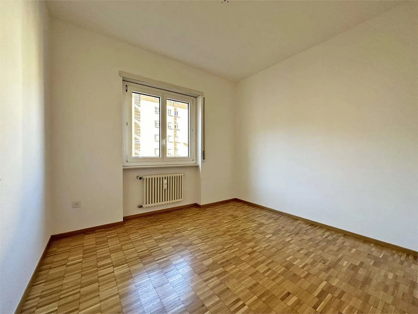 Appartamento luminoso 3.5 locali - Foto 5 di 7