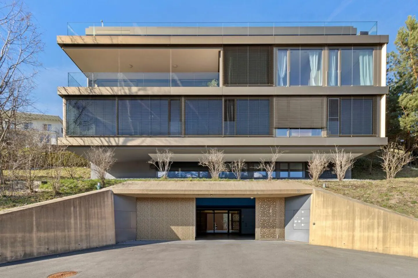 Hovering above Lake Sarnen - Photo 2 of 14