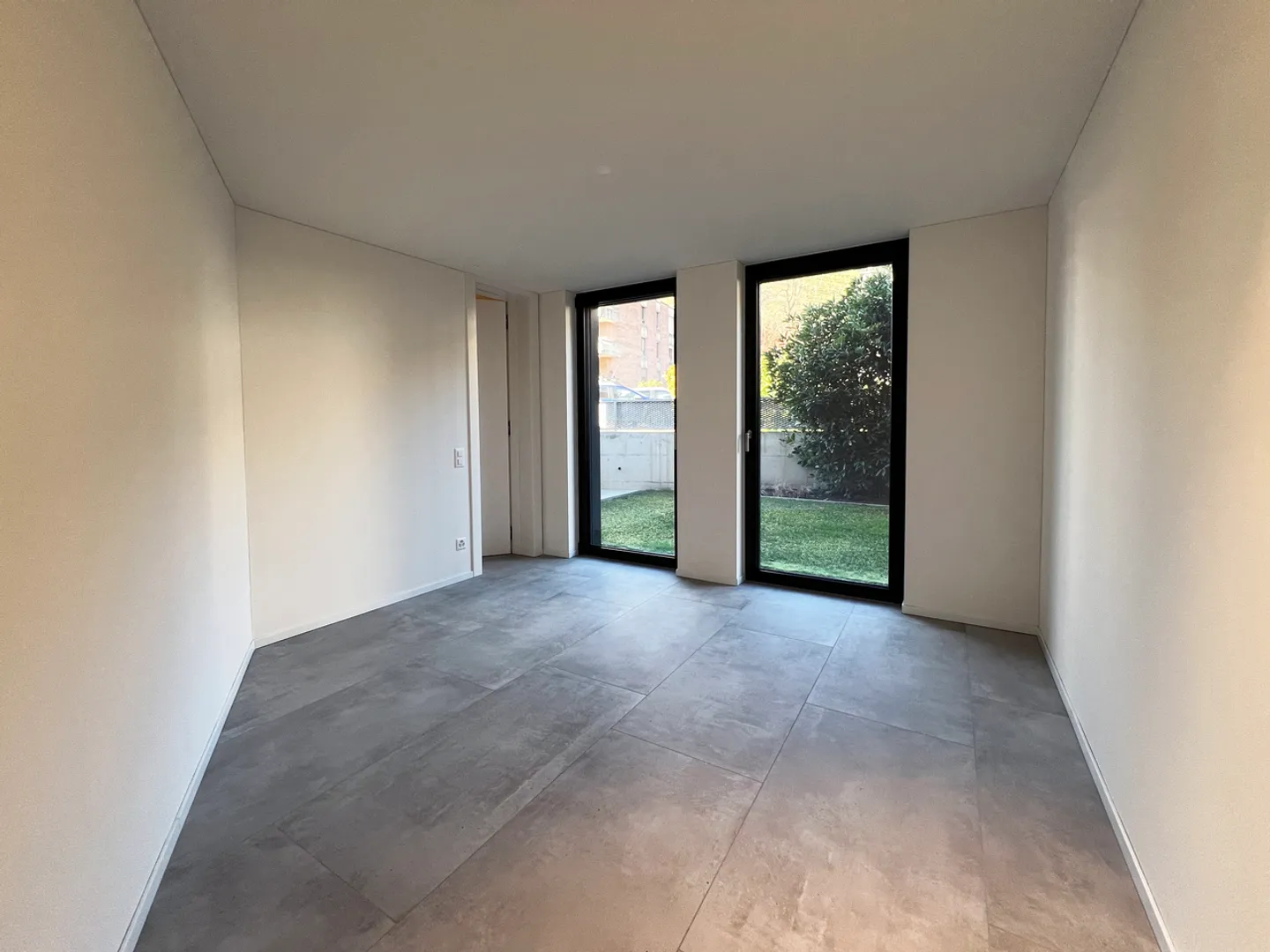 MAGLIASO MODERNO 3.5 LOCALI CON PISCINA CONDOMINIALE - Foto 6 di 8