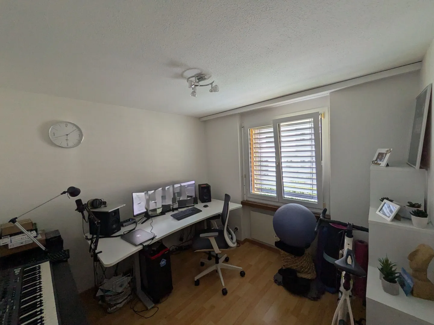 Votre nouveau chez-vous - appartement lumineux de 4,5 pièces, central et moderne - Photo 6 sur 11