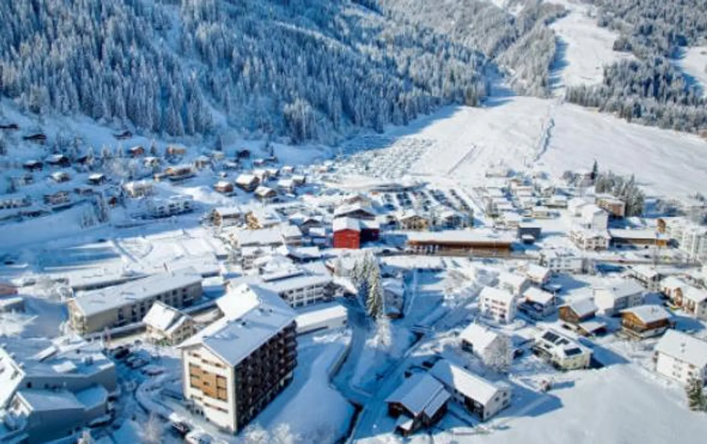 Appartamento per vacanze 2,5 stanze (non arredato) disponibile immediatamente o su appuntamento - Foto 1 di 13