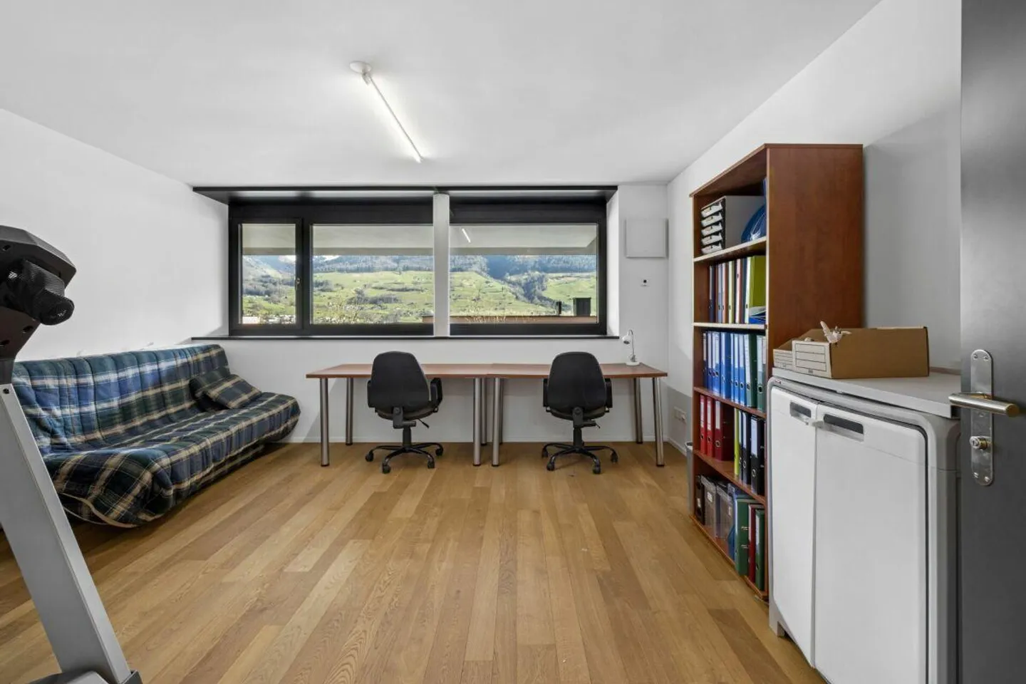 Hovering above Lake Sarnen - Photo 12 of 14