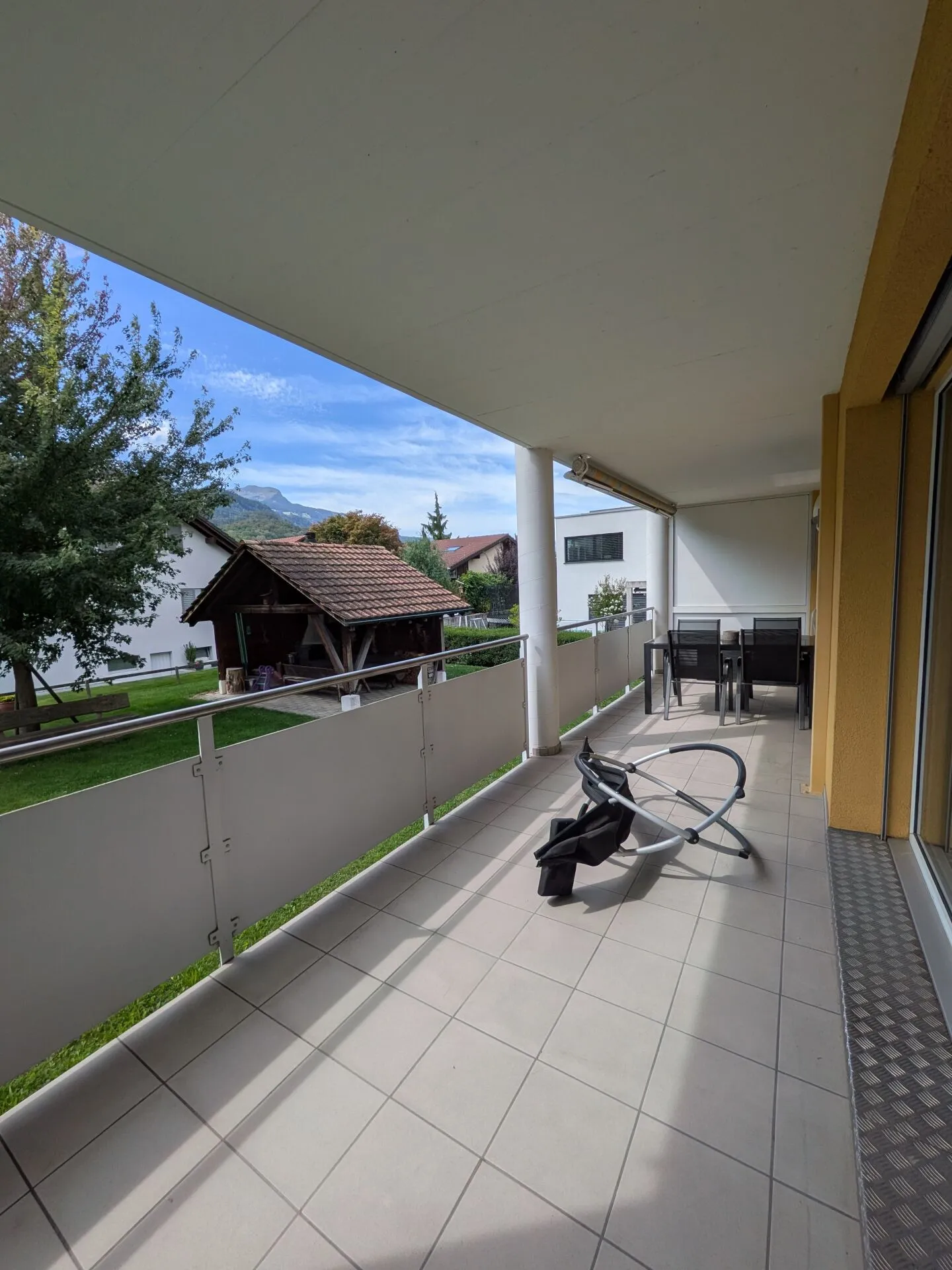 Votre nouveau chez-vous - appartement lumineux de 4,5 pièces, central et moderne - Photo 10 sur 11