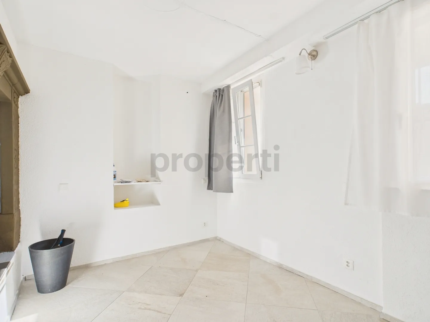Elegant independent house with large balcony, Breggia - Photo 7 of 13