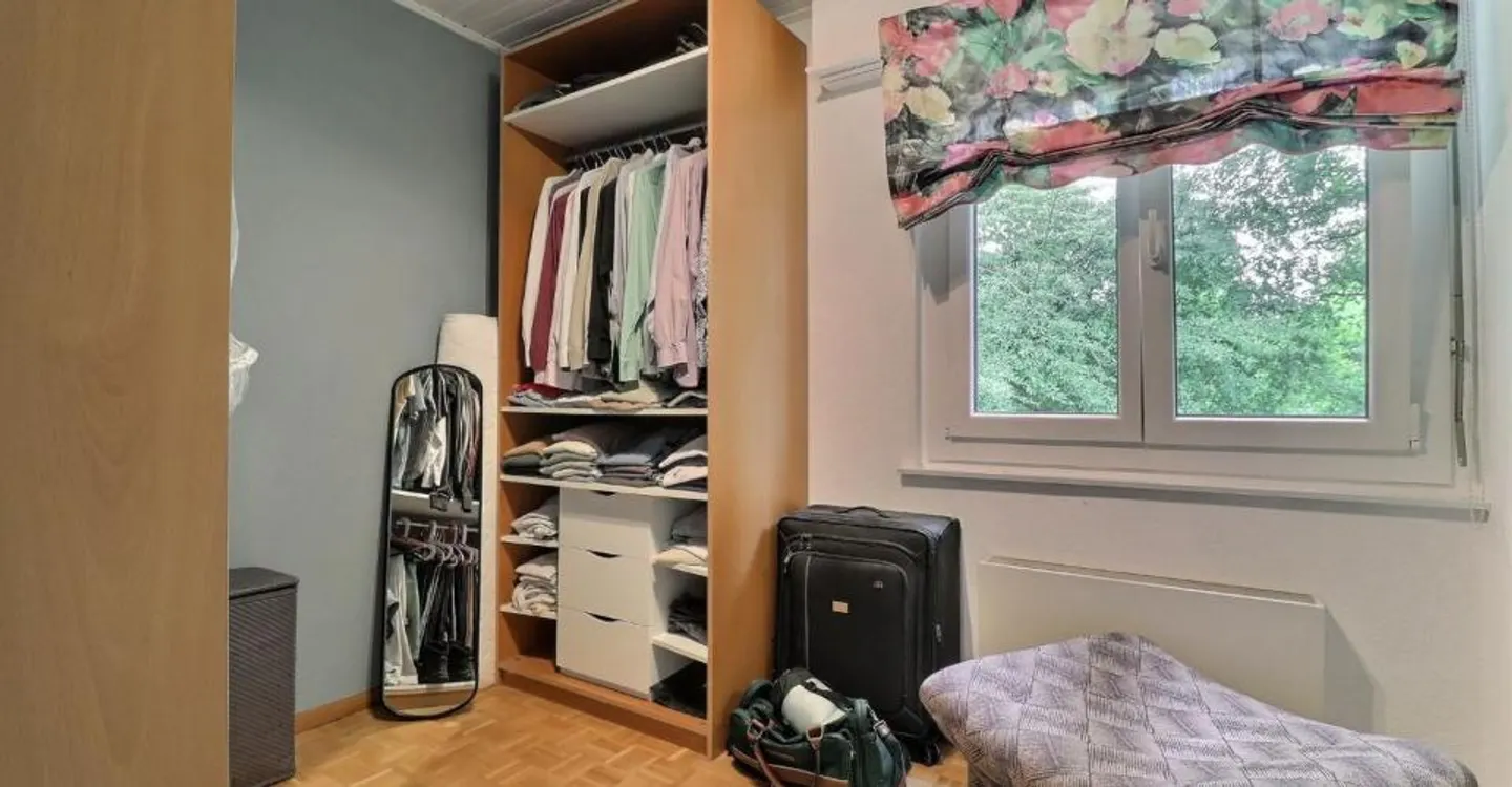 Semi-Detached House 5.5 Rooms - Photo 9 of 13