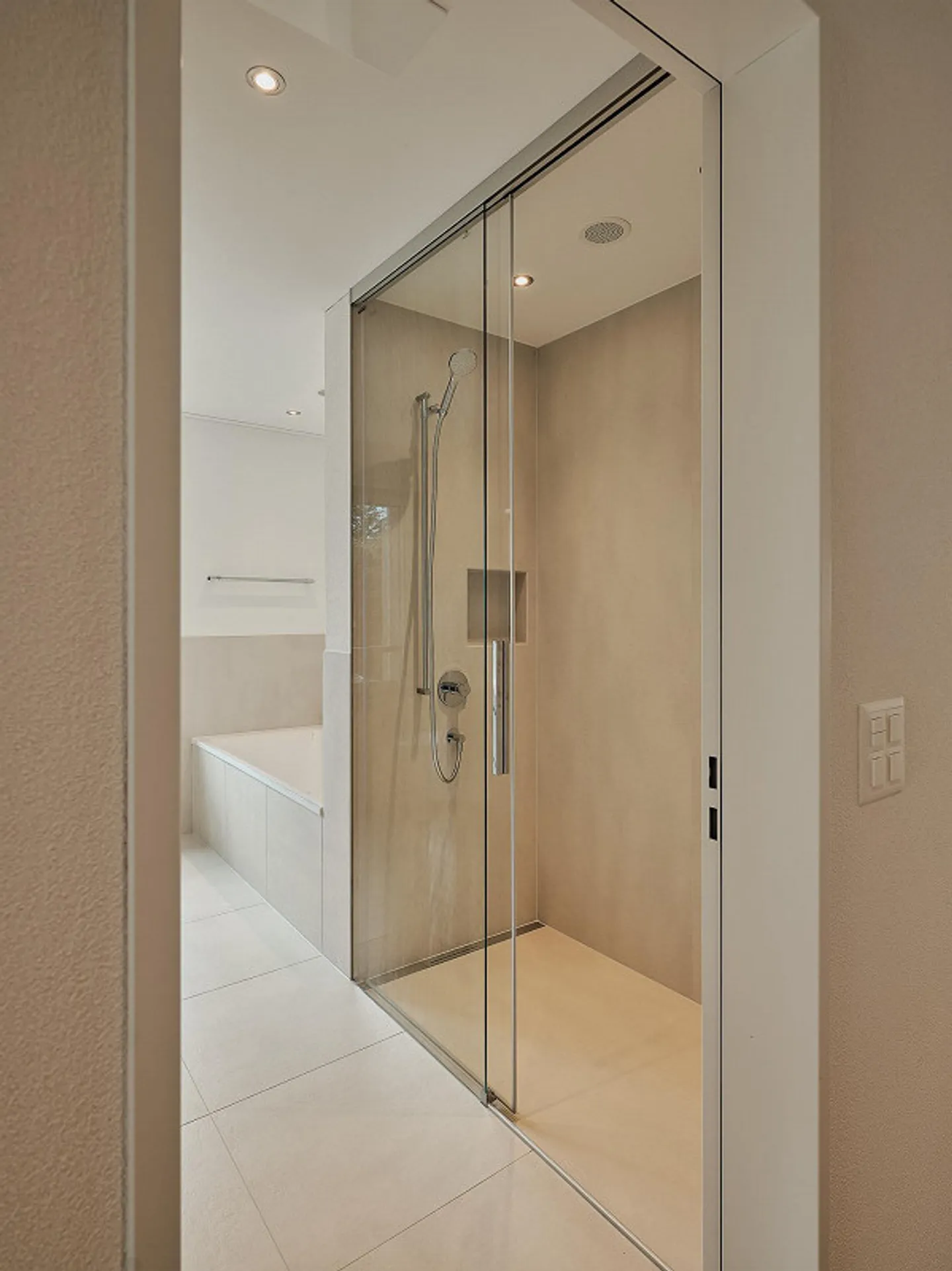 Nuovo appartamento nel quartiere Wesemlin - Prima occupazione in una posizione esclusiva - Foto 5 di 11