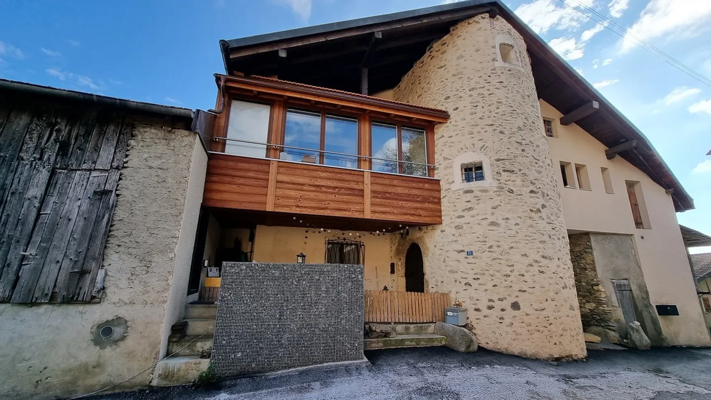 Maison Villageoise à Vendre à Savièse - Photo 1 sur 16